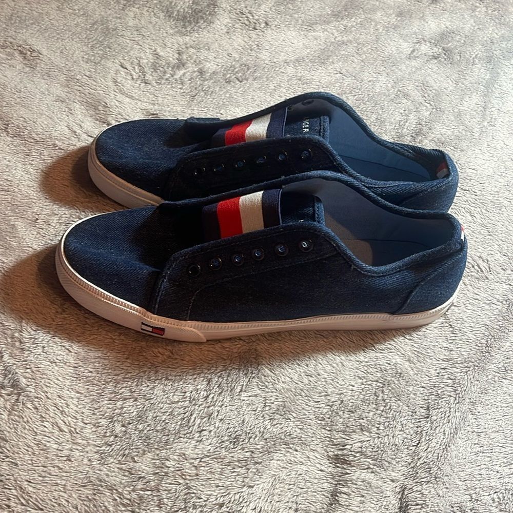 Tommy Hilfiger slip on shoes size 9M
